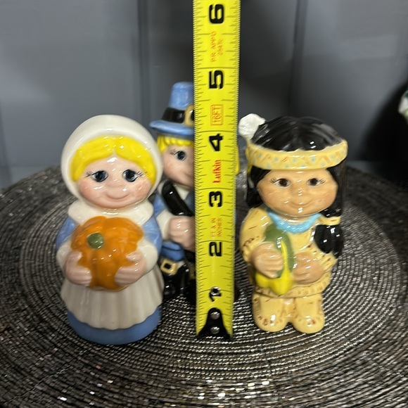Vintage Ceramic Thanksgiving Figurines - Picture 10 of 13
